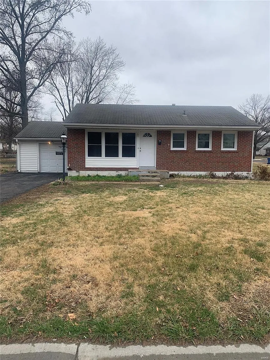 1105 Gahan Dr photo 1