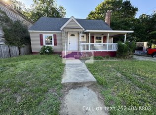 323 N Harvey St, Washington, NC 27889