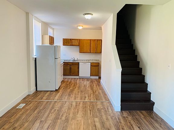 2nd image of 2820 Osage St