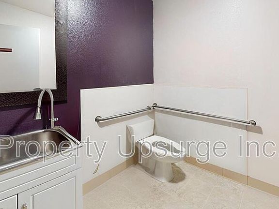 5th image of 3460 Bechelli Ln Suite A