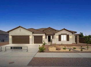5884 Valle Calma Dr, El Paso, TX 79932