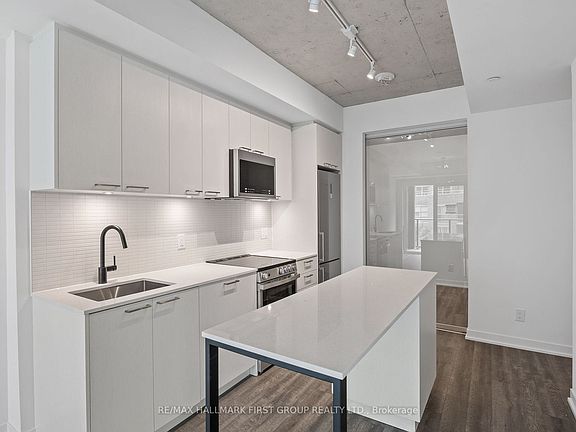 3rd image of 1808 Saint Clair Ave W #408