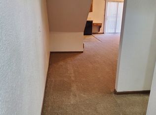 419 NE Churchill St, Lees Summit, MO 64086