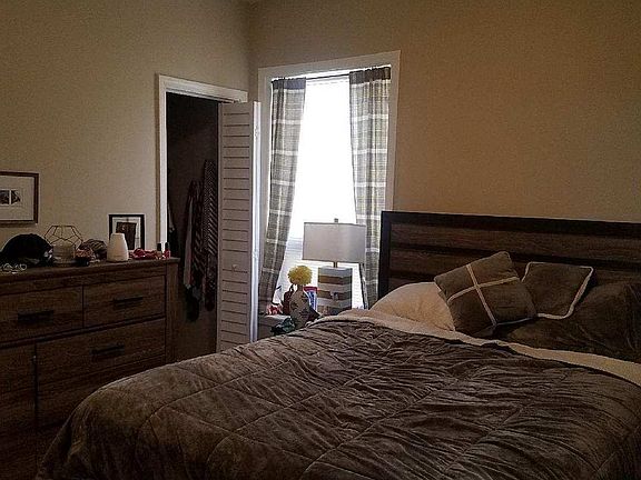 3rd image of 5017 W Agatite Ave #1