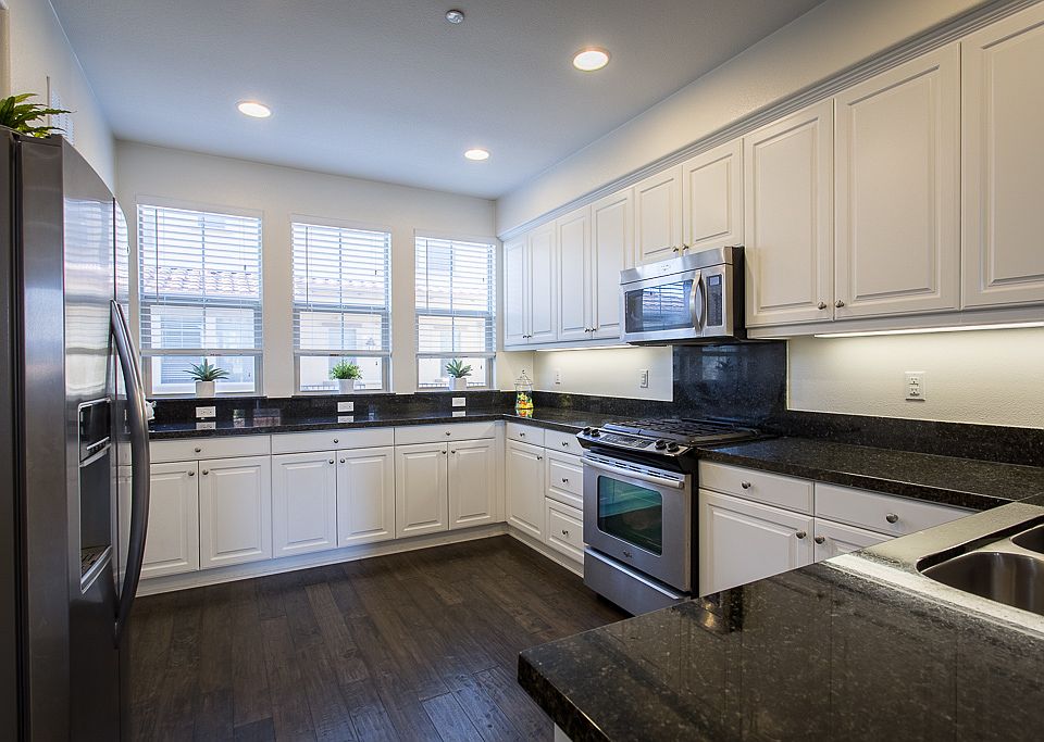 1st image of 833 E Cassia Ln Unit B