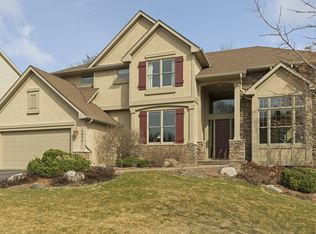 4634 Summit Pass, Eagan, MN 55122