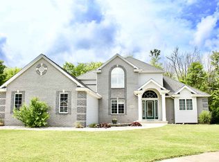 4122 Barbers Point, New Haven, IN 46774