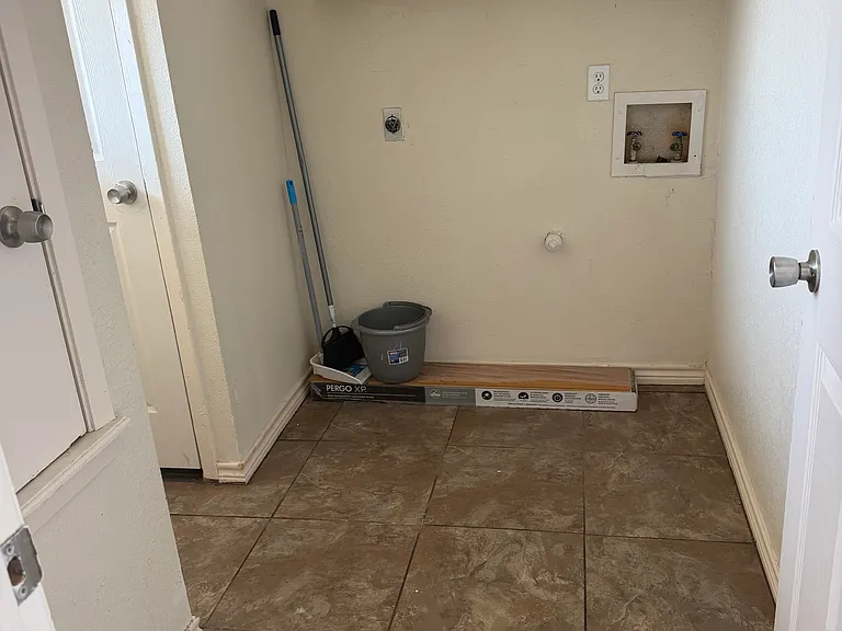 901 Quetzal St #4 — Photo 9