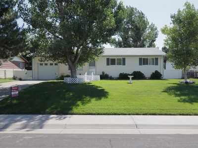 1924 Longbranch St, Strasburg, CO, 80136