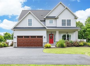 6121 County Road 41, Farmington, NY 14425