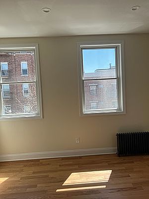 5th image of 25-24 23rd St #2R