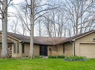 10020 Houndshill Pl, Fort Wayne, IN 46804