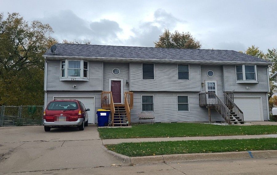 1st image of 247 Parkview Ct
