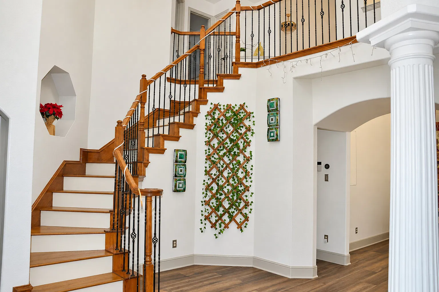 4 bed, 3.5 bath, 3786 sqft, $3,300 — Photo 3