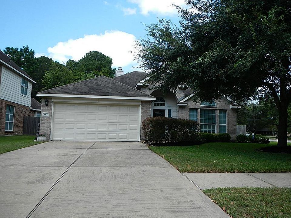 1st image of 5902 Pine Lakes Dr