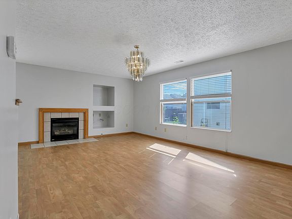 5th image of 4714 Ascot Dr
