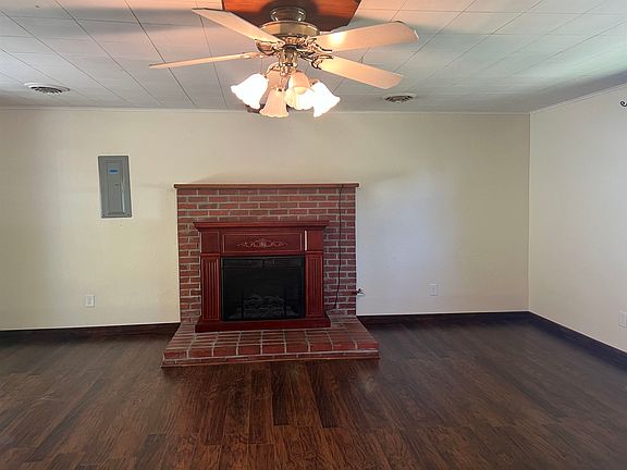 5th image of 803 W 9th Street