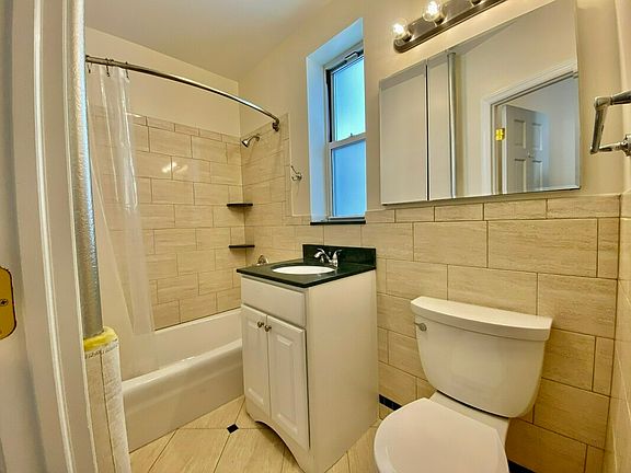 4th image of 89 Jewel St APT 3R