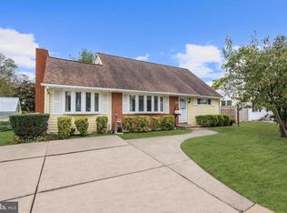 33 Thomas Rd, Glen Burnie, MD 21060