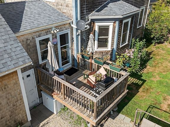 5th image of 32 Green St