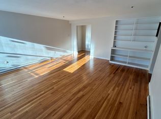 125 Main St #3, Andover, MA 01810