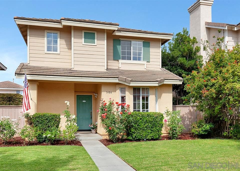 2nd image of 1404 Belmont Pl