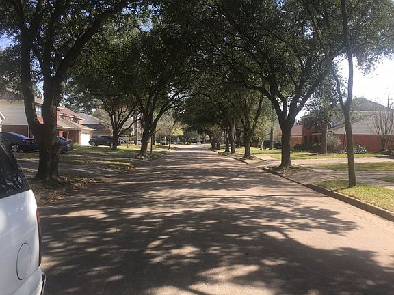 4th image of 16023 Pinyon Creek Dr