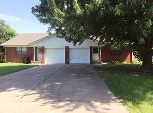 713 W 46th Pl, Sand Springs, OK 74063