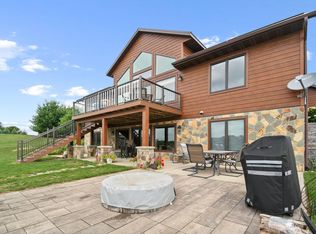 N8494 Northwater Cir, New Lisbon, WI 53950