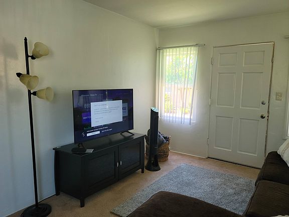 5th image of 2333 Garnet Ave