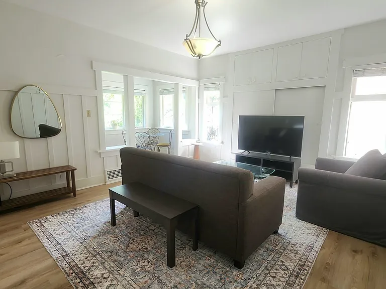 3142 W 2nd Ave — Photo 4