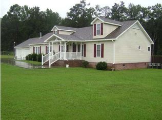 2728 Red Oak Rd, Cottageville, SC 29435