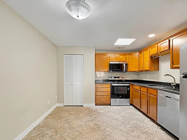 4308 NE Sunset Blvd #U4 — Photo 11