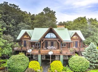 586 Firetower Rd, Spruce Pine, NC 28777