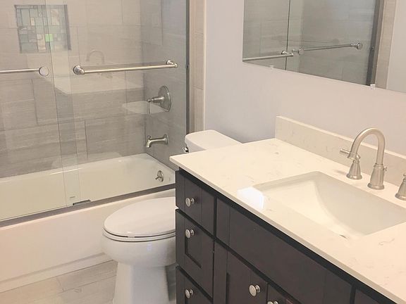 5th image of 5743 Lexington Ave APT 2