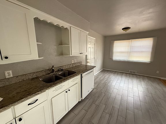 5th image of 2505 SW 60th St