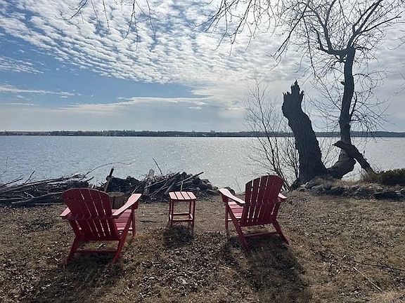 4th image of 81361 Shermans Shoreline Rd