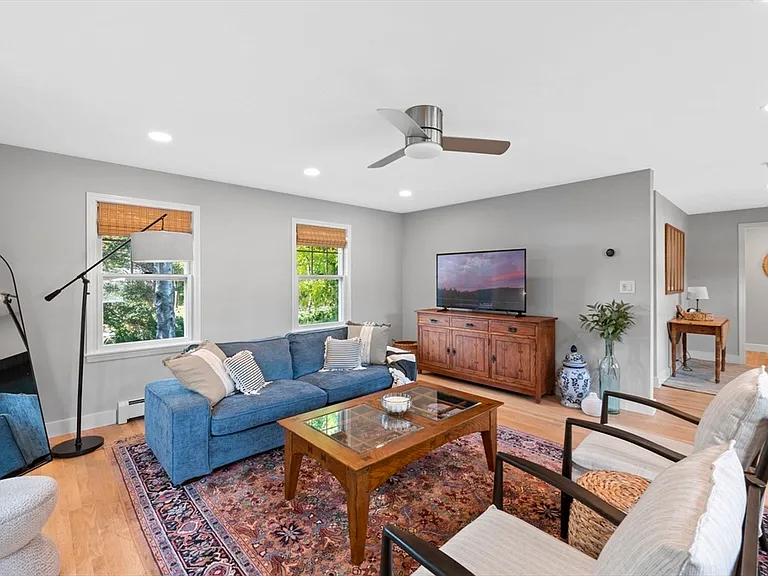 15 Meadow Ln #0 — Photo 3