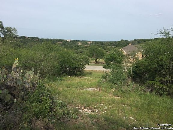 2nd image of 119 Oak Pointe