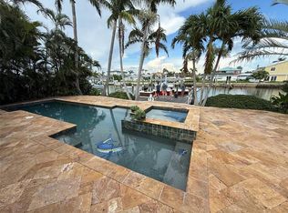 639 Normandy Rd, Madeira Beach, FL 33708