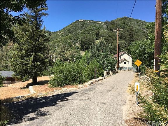 4th image of 1761 Forest Ln
