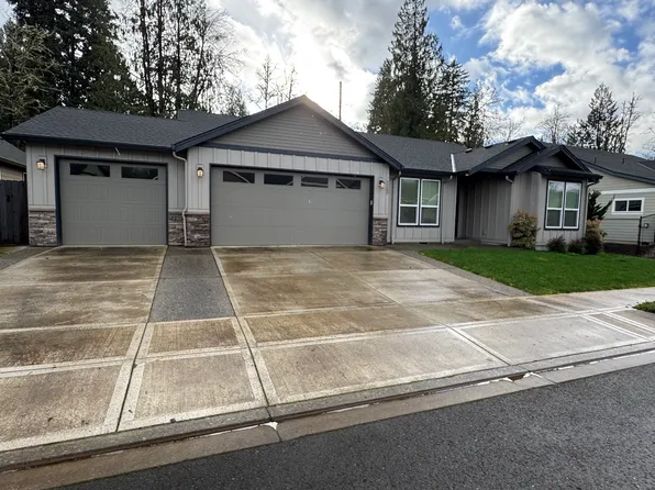 2233 SE 14th St, Battle Ground, WA 98604