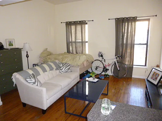 Rented by JK Dansar Corp | media 68