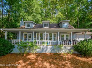 502 Shoreline Dr, Alexander City, AL 35010