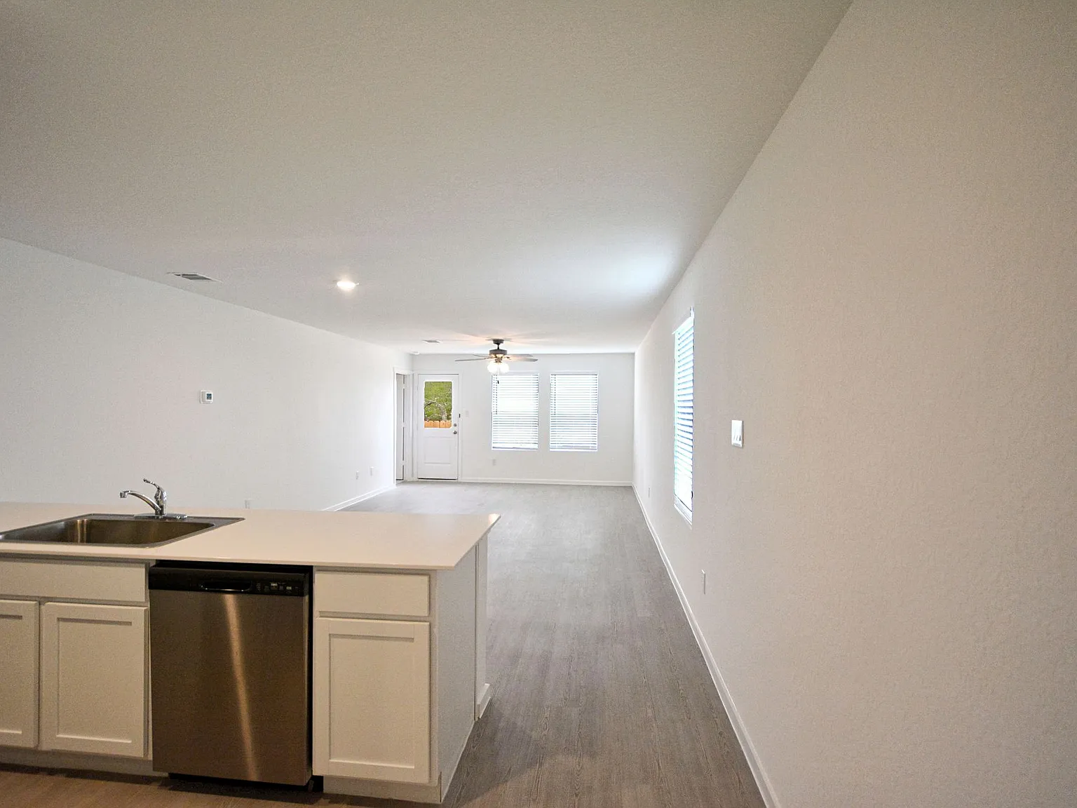 446 Payton Place - 1 — Photo 3