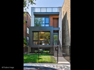 1757 W Huron St, Chicago, IL 60622