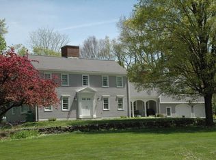 23 Stonehaven Dr, Athol, MA 01331