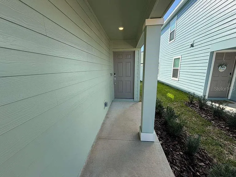 7194 SW 91st Ln — Photo 2