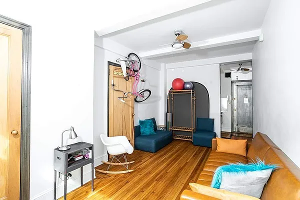 Sold by Sotheby's International Realty | media 4