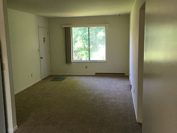 2nd image of 1260 McDivitt Ct